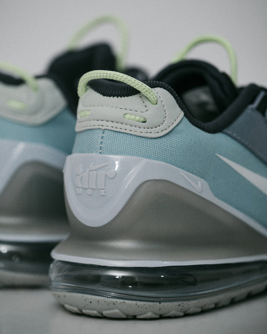 Nike Air Max Pulse – Midnight Navy / Ice Blue / Volt